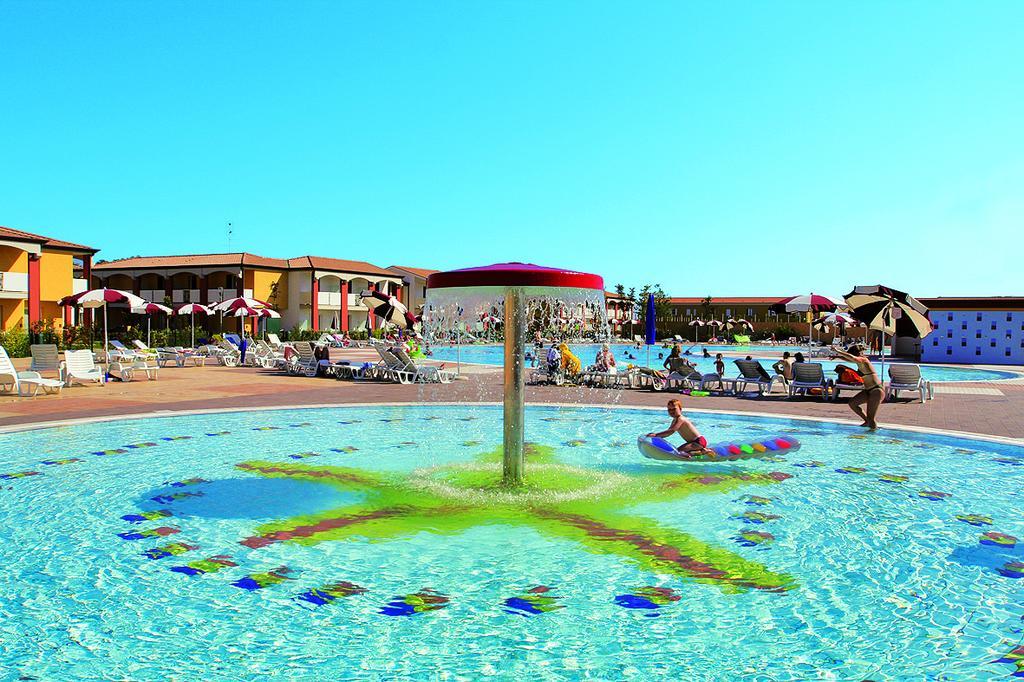 Villaggio Ai Pini Duna Verde Kültér fotó